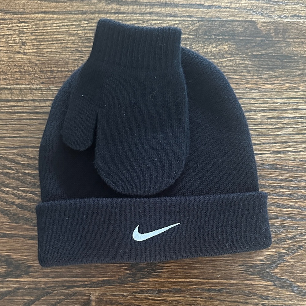 Nike Black Knit Beanie and Mittens